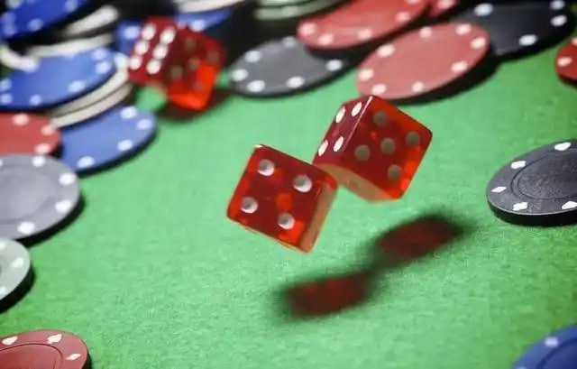 Pelayanan pelanggan proaktif siap membantu pengguna platform hiburan 24 jam